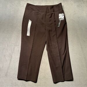 Nicole Miller New York Essential Easy Care Capri Pants Brown Women's Size 8 NWT